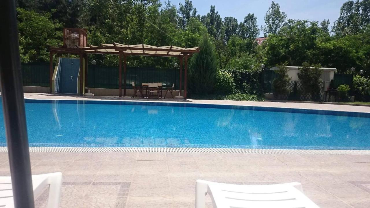 Family Apartments In Solmarin Napospart Kültér fotó