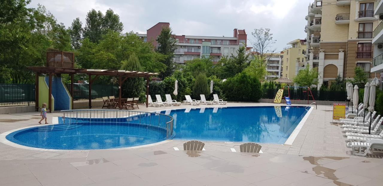 Family Apartments In Solmarin Napospart Kültér fotó
