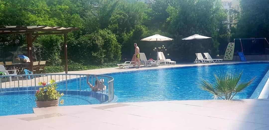 Family Apartments In Solmarin Napospart Kültér fotó